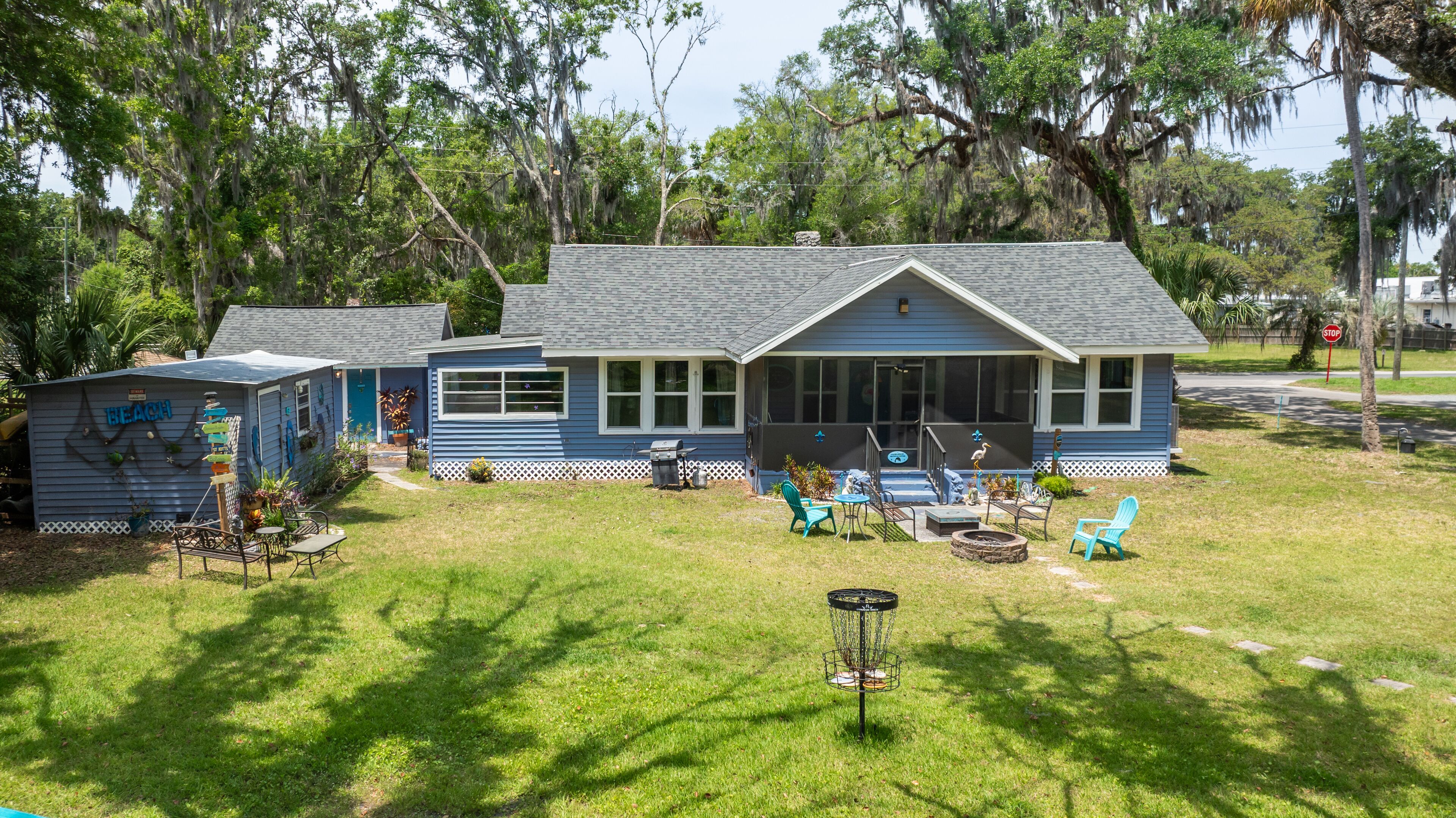Walk to freshwater springs! Swim with manatees! Kayaking and more!