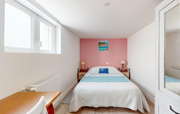 3 Schlafzimmer, Bügeleisen/Bügelbrett, Reisekinderbett, kostenloses WLAN