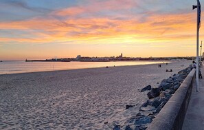 Beach nearby - 3 bedroom amazing home in Royan (Royan)