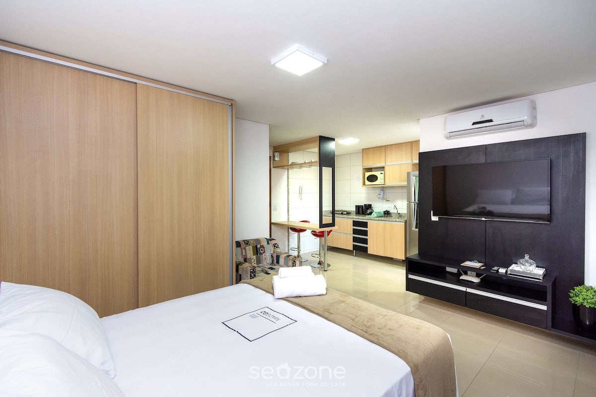 Basic Studio | 1 bedroom, laptop workspace, iron/ironing board, free WiFi