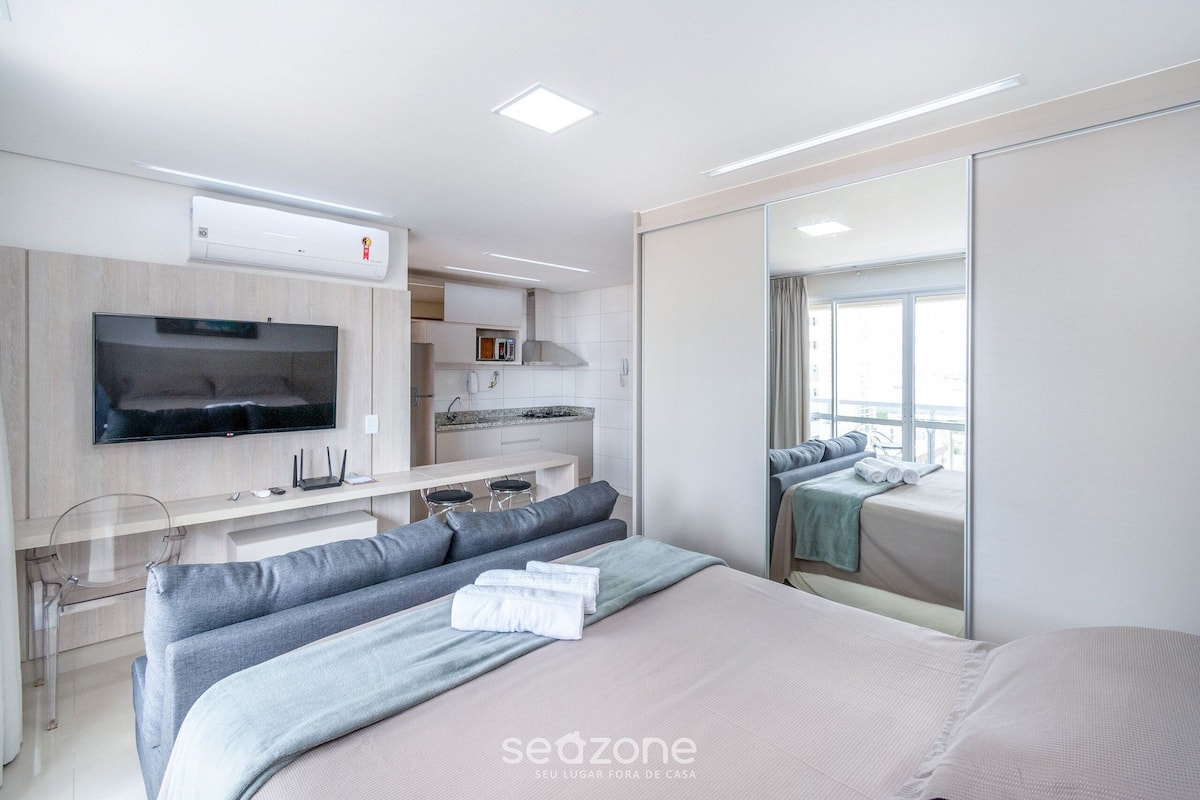 Basic Studio | 1 bedroom, laptop workspace, iron/ironing board, free WiFi
