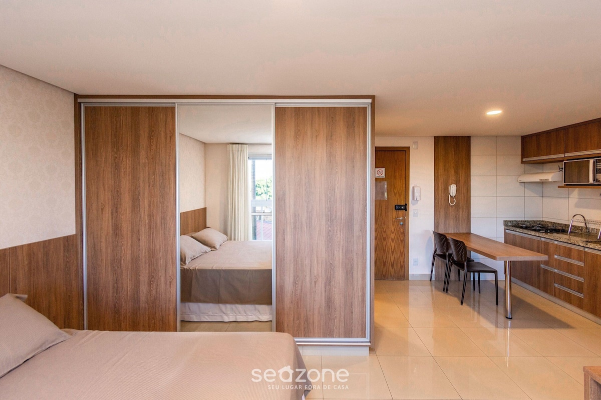 Basic Studio | 1 bedroom, laptop workspace, iron/ironing board, free WiFi