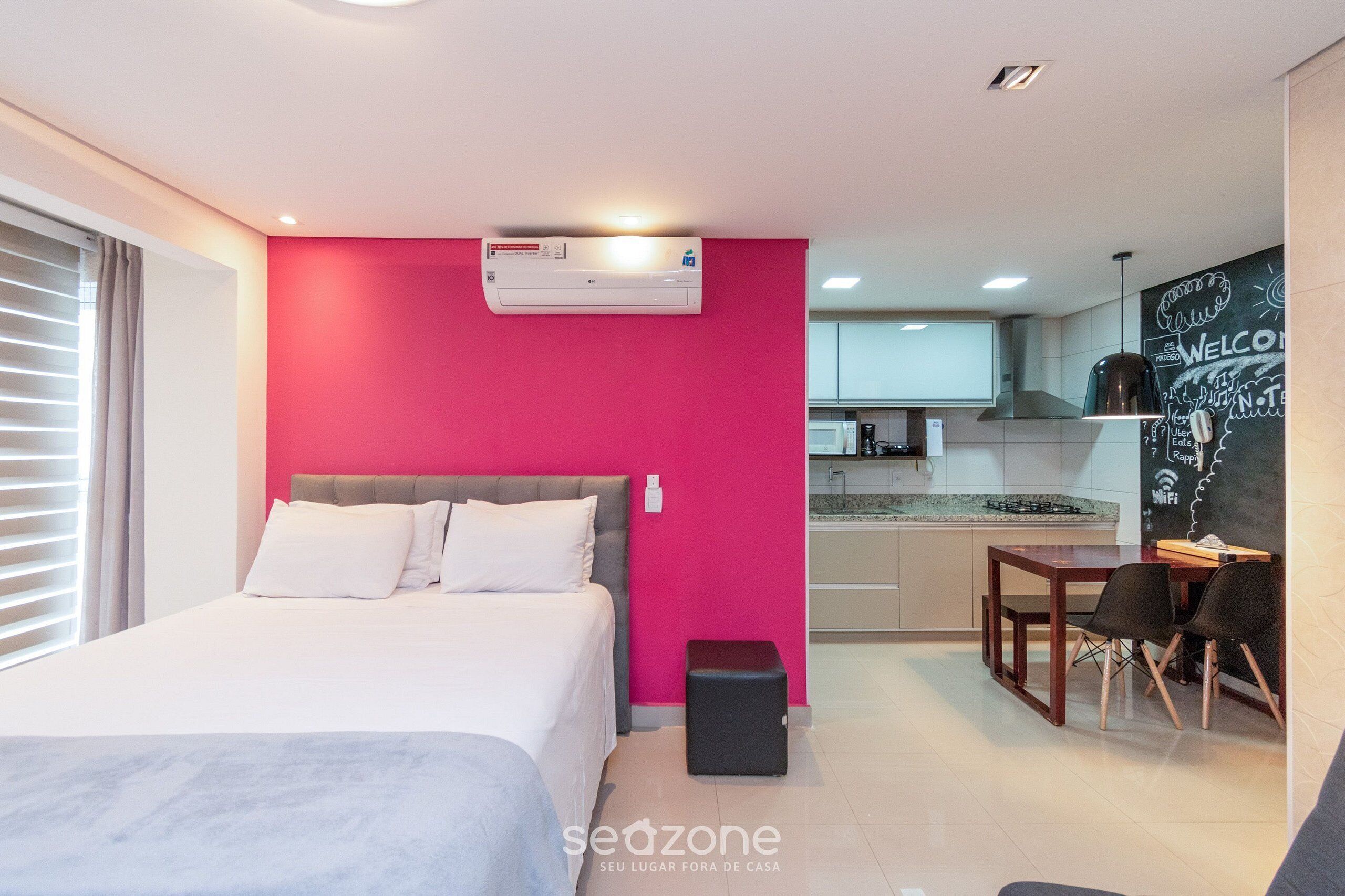 Studio | Laptop workspace, iron/ironing board, free WiFi, bed sheets