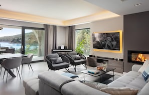 Smart TV, fireplace, ping pong - Gorgeous home in Sveta Marina with sauna (Sveta Marina)