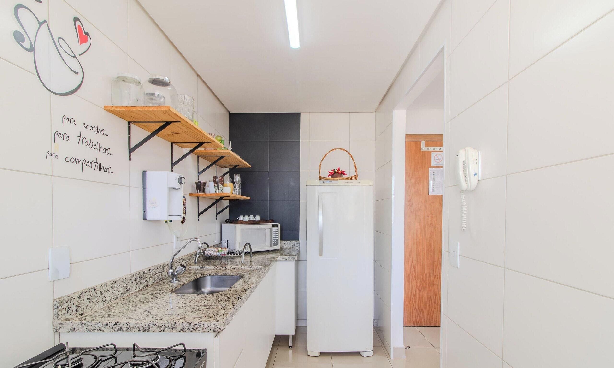 อพาร์ทเมนท์ | ครัวส่วนตัว | ตู้เย็น, ไมโครเวฟ, เครื่องปั่น, เครื่องครัว/จาน/ช้อนส้อม