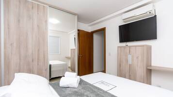 Perushuoneisto | 2 makuuhuonetta, ilmainen Wi-Fi, vuodevaatteet