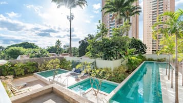 Apartment | Pool | Outdoor pool, a heated pool