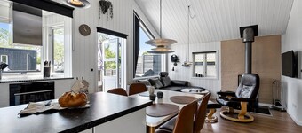 Pet friendly home in Hemmet with WiFi