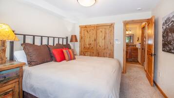 3 habitaciones, wifi gratis y ropa de cama