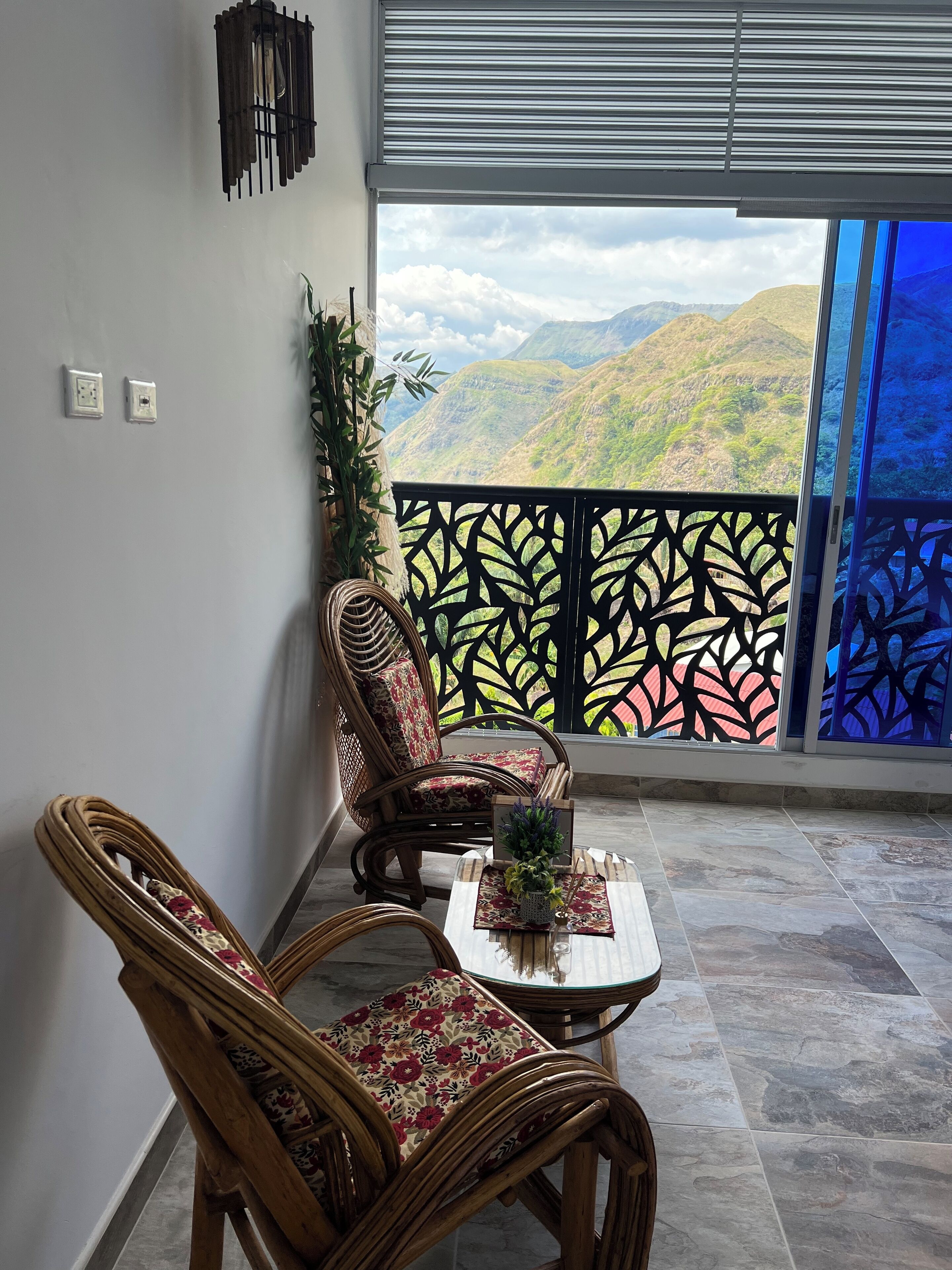 Habitación Deluxe doble, bañera de hidromasaje | Wifi gratis y ropa de cama