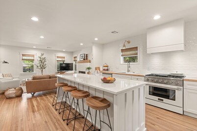 Luxury 3BD 2bath Near EXPO & TU