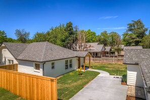 Exterior - Luxury 3BD 2bath Near EXPO & TU (Tulsa)