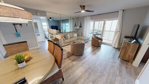 TV - Crescent Arms 405 N  Siesta Key Florida (Siesta Key)