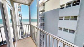 Property grounds - Crescent Arms Vacation Rentals 505S Siesta Key Florida DISCOUNTS on selected dates (Siesta Key)