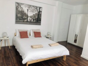 3 Schlafzimmer, Bügeleisen/Bügelbrett, Reisekinderbett, kostenloses WLAN