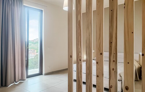Stunning apartment in Patti with WiFi