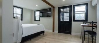 Cozy Cabin in a Rural setting-14