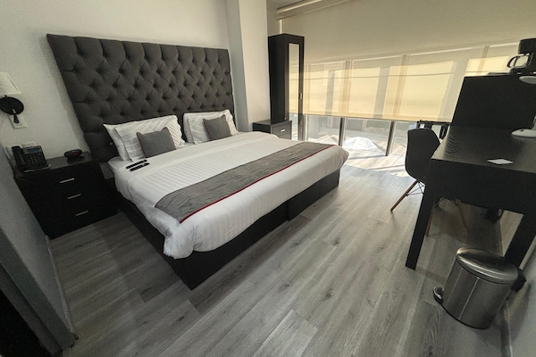 Superior Single Room | Premium bedding, down comforters, in-room safe, individually furnished