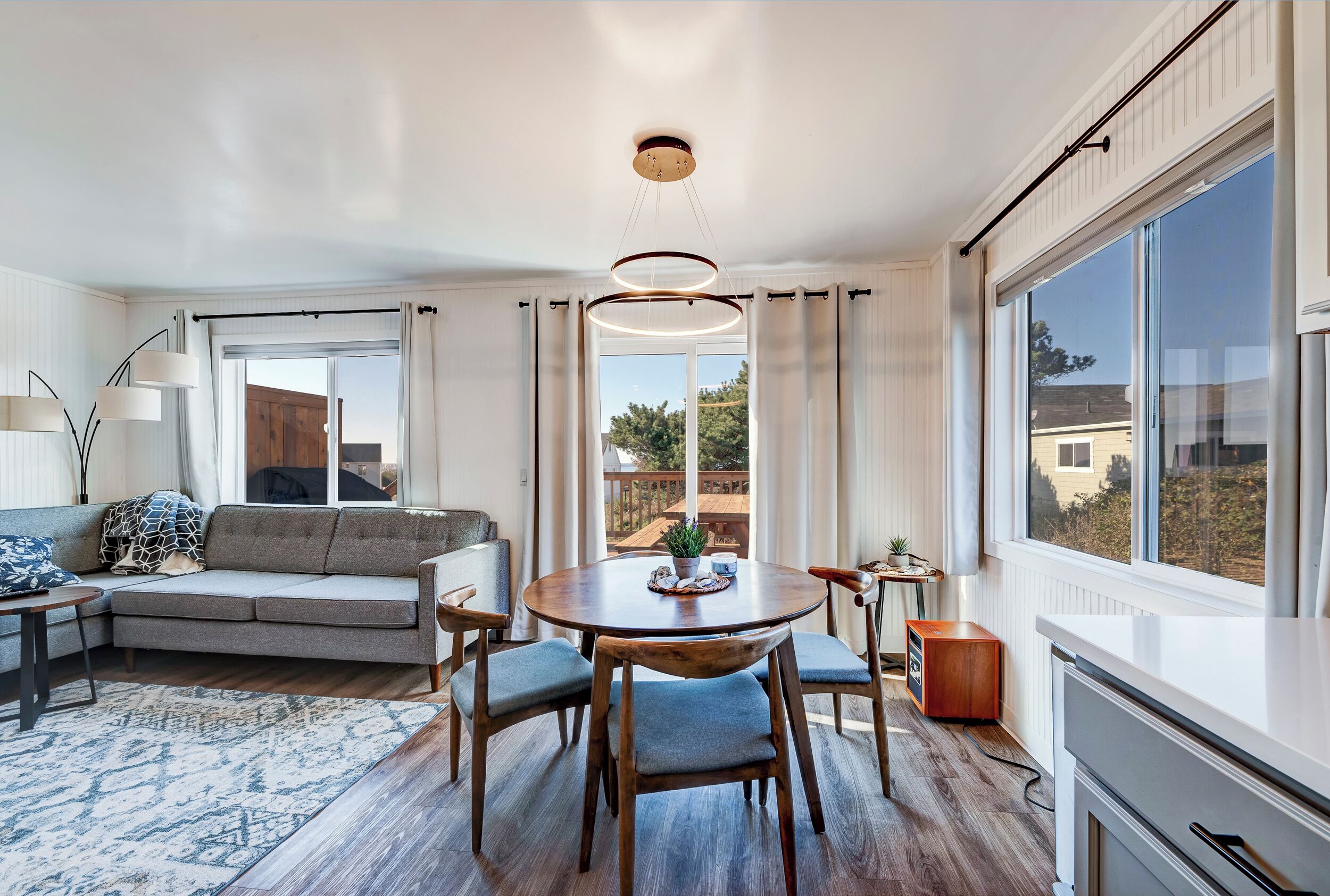 Beachcomber: Beachfront Escape Unit #6 - ヤハッツ, OR
