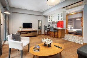 42-inch Smart TV with digital channels, Netflix, Hulu - Urban Quarters - Asmali Mescit (Istanbul)