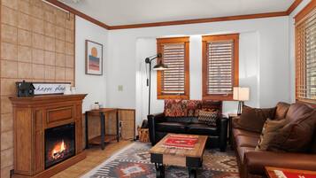 Smart TV, fireplace, offices