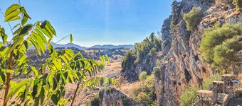 2 bedroom cozy home in Grazalema