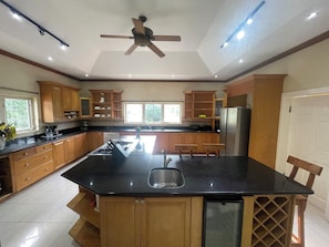Fridge, microwave, oven, stovetop - Spacious Oceanview Villa w/ Pool & Chef Services in Gated Montego Bay Community (St. James Parish)