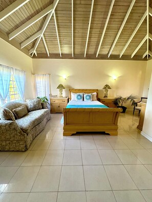 5 bedrooms, desk, iron/ironing board, travel cot