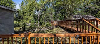 "Discover Southern Charm in Columbus, GA  - Your Columbus Getaway Awaits!"



