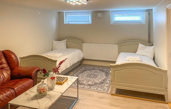 2 Schlafzimmer, Internetzugang