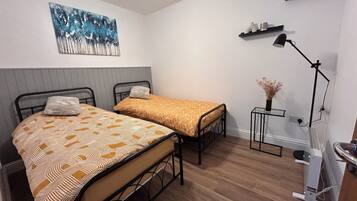 2 bedrooms, free WiFi, bed sheets