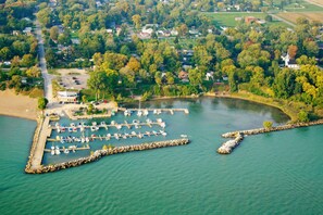 Marina - Dreamcatcher Coast House (Essex)