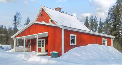Nice home in överkalix with sauna