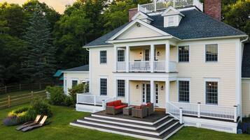 House (Multiple Bedrooms) | Bahagian dalam