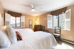 House (3 Bedrooms) | Interior - Deck w/ Forest Views, Ping Pong Blue Ridge Mtn Escape Ash Vale by Avantstay (Mars Hill)