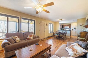 House (3 Bedrooms) | Interior - Deck w/ Forest Views, Ping Pong Blue Ridge Mtn Escape Ash Vale by Avantstay (Mars Hill)