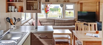 2 bedroom cozy (sta)caravan in Makkum