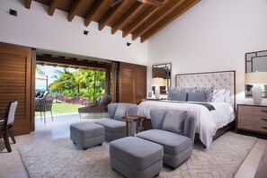 5 Schlafzimmer, Schreibtisch, BĂŒgeleisen/BĂŒgelbrett, Reisekinderbett