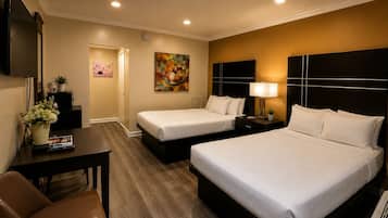 Kamar Double, 2 Tempat Tidur Double, Bebas Asap Rokok, kamar mandi pribadi | Wi-Fi gratis dan seprai linen