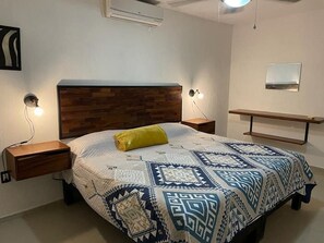 4 bedrooms, WiFi, bed sheets