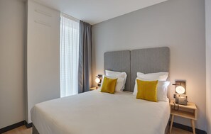 1 bedroom, in-room safe, free WiFi, bed sheets