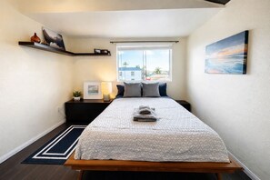 Apartment, Lake View | 1 bedroom, iron/ironing board, free WiFi, bed sheets - Lakeside Charm in Ocean Beach (San Diego)