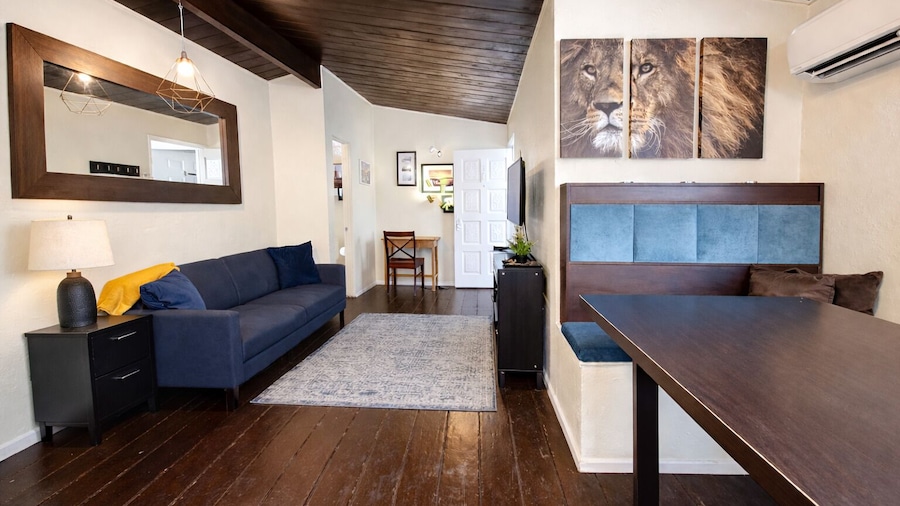 Lakeside Charm in Ocean Beach