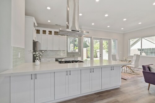 The Salma Plan: 4BR, 3.5BA, 2600 Sq Ft, Near Campus