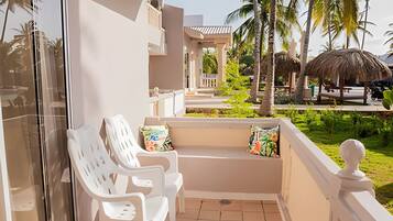 Deluxe Suite | Property grounds