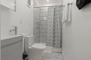 Ducha y cabezal de ducha con hidromasaje