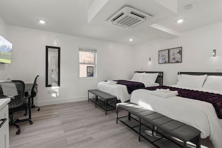 1 habitación y ropa de cama de alta calidad . New Season Royals