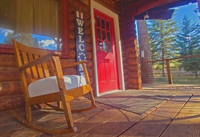 Huckleberry Cabin ~ Fish, Ski, Golf, Play, Relax!  St Regis, Montana