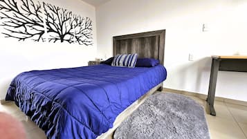 Suíte estúdio executiva, sacada, vista para a cidade | Roupas de cama premium, cofres nos quartos, individualmente decorados