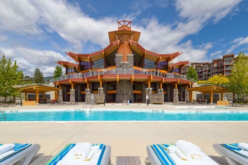 2 bedroom Oasis with Resort Amenities
